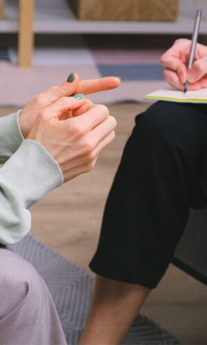 Angelique geeft schrijfcoaching